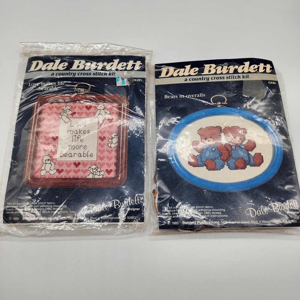 BEARS Country Cross Stitch Kit NOS Dale Burdett Vintage 1985 Set of 2 CK92 CK221